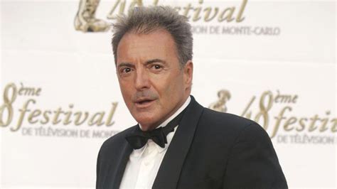 armand assante relationships|Armand Assante Wiki: Biography, Age, Height, Sons, Education,。